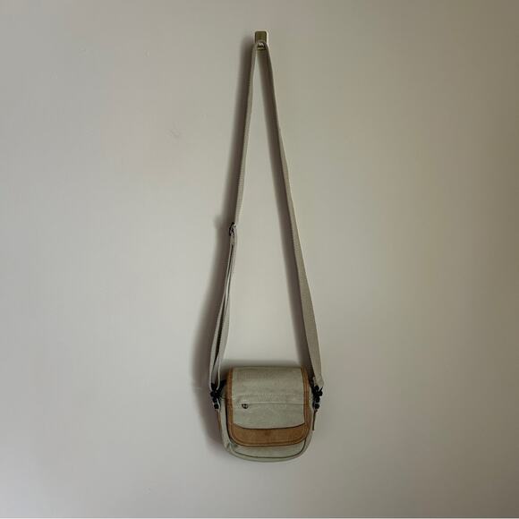 Vintage L.L. Bean Khaki Canvas Leather Small Messenger Crossbody Bag Purse 6x6” - Picture 3 of 12